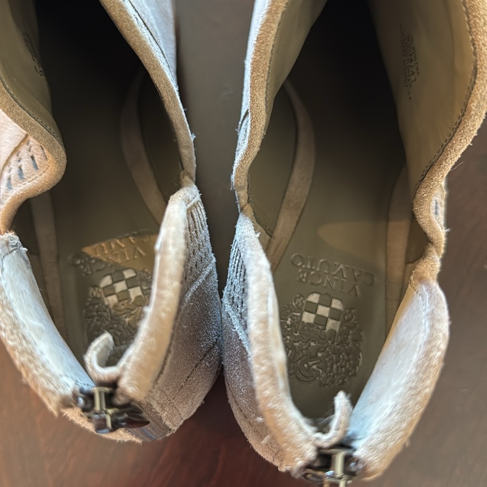 Vince Camuto Women’s VP-Philena Suede Leather Booties color tan size 9.5 - Picture 5 of 13
